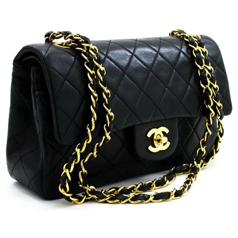 sac à bandoulière chanel|Chanel boutique.